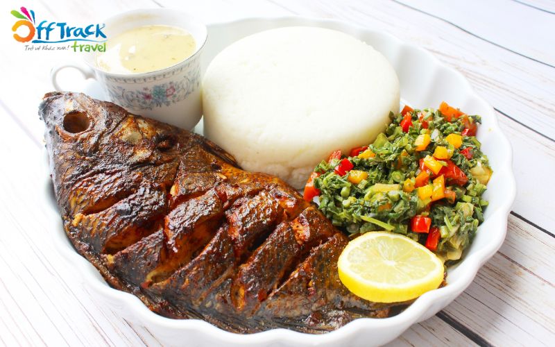 Cá Chambo với nsima ở Malawi Cá Chambo với nsima ở Malawi