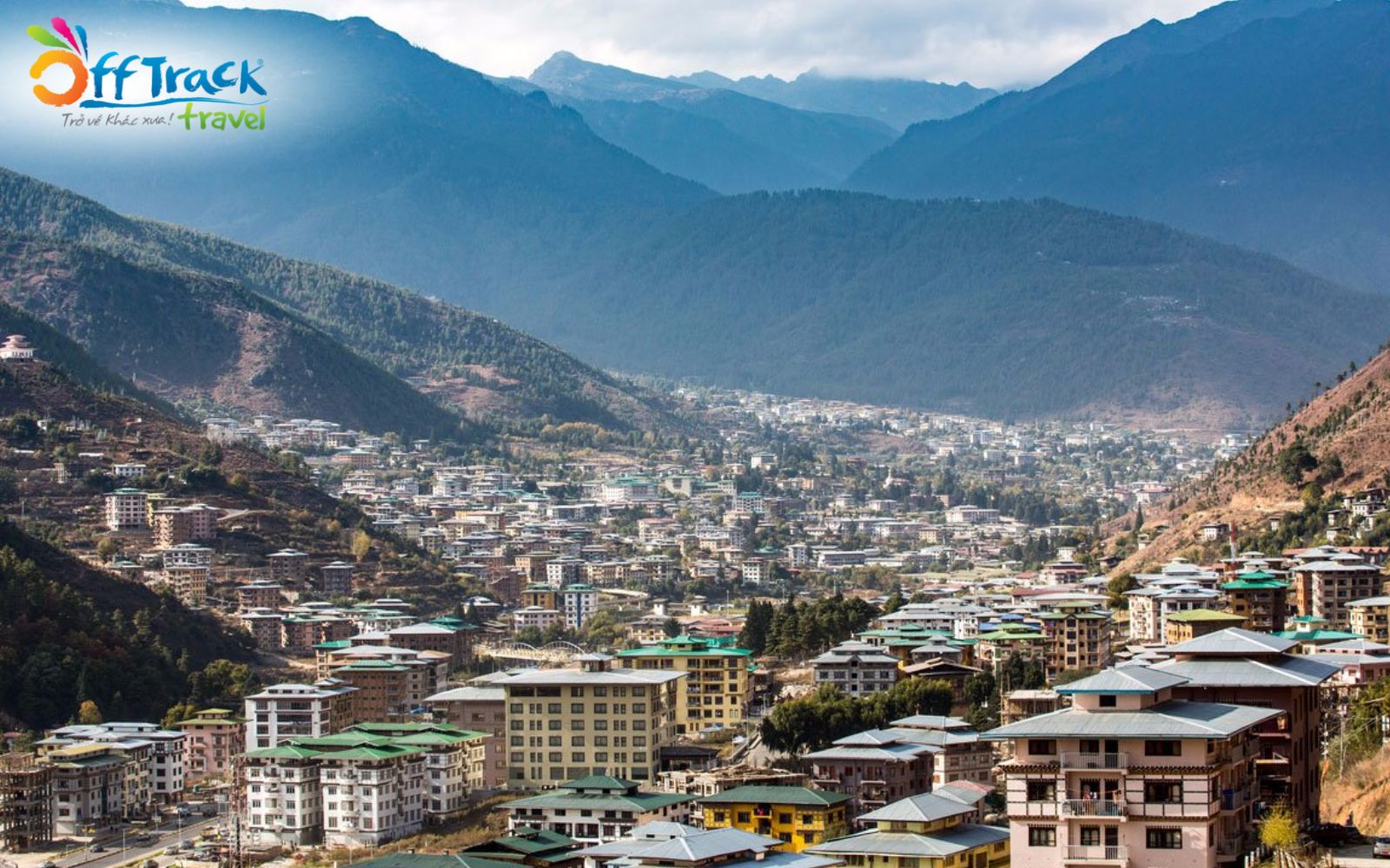 Ghé thăm thị trấn Zhangmu khi đi tour khám phá Himalaya