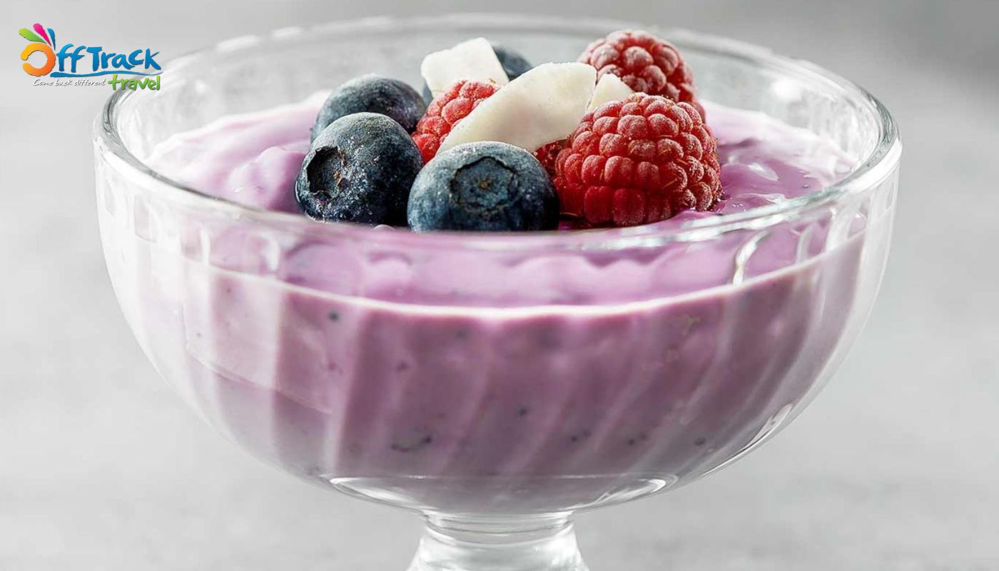 Skyr món sữa chua phổ biến trong văn hóa ẩm thực iceland